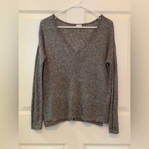 Garage Gray V-Neck Women's Knit Top.  Size-X-Small